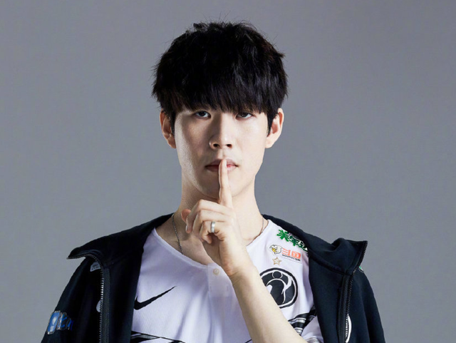 新闻一起来免费吃鸡！《绝地求生》已正式转为免费游戏